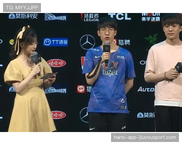[选手名]坦言：如果没有当年的那场“网吧赛”，我可能还在老家的小铺子里发呆