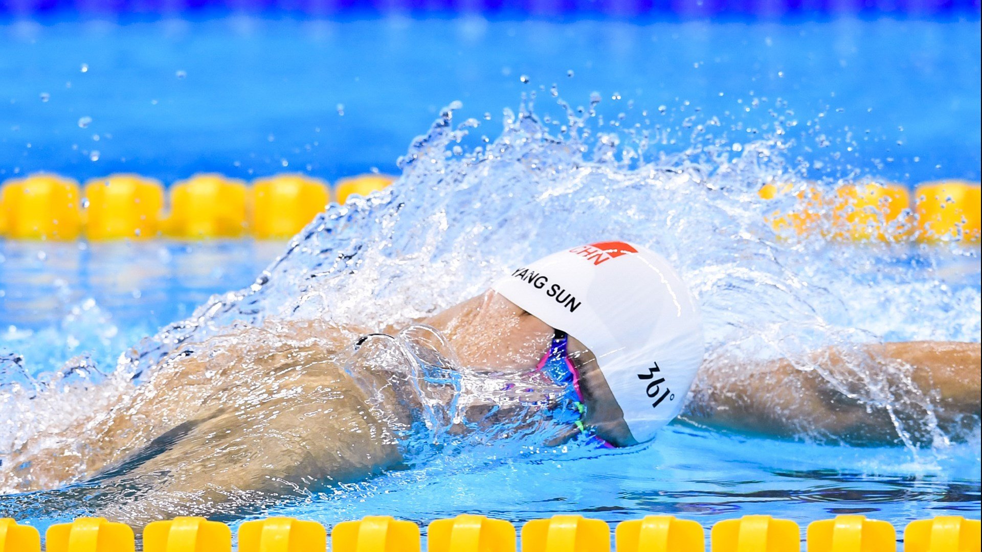 国米火力全开!场均 2.4 球吓坏所有对手,国米球队